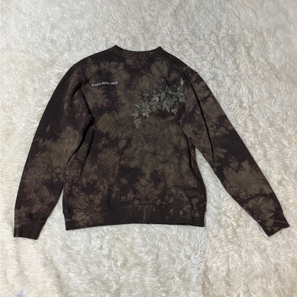 Taylor Swift Your Ivy Grows Crewneck Sweater Evermore Album Merch - Size Medium - Picture 3 of 4